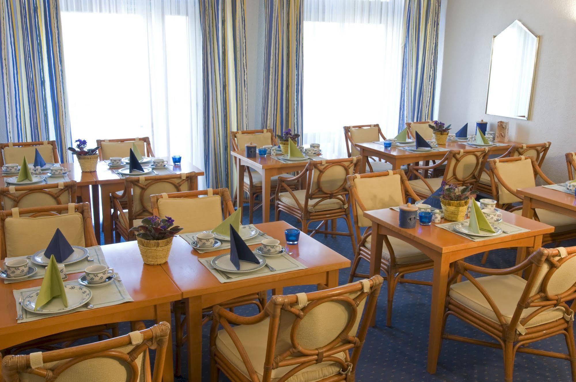 Hotel Gaestehaus Forum Am Westkreuz München Étterem fotó