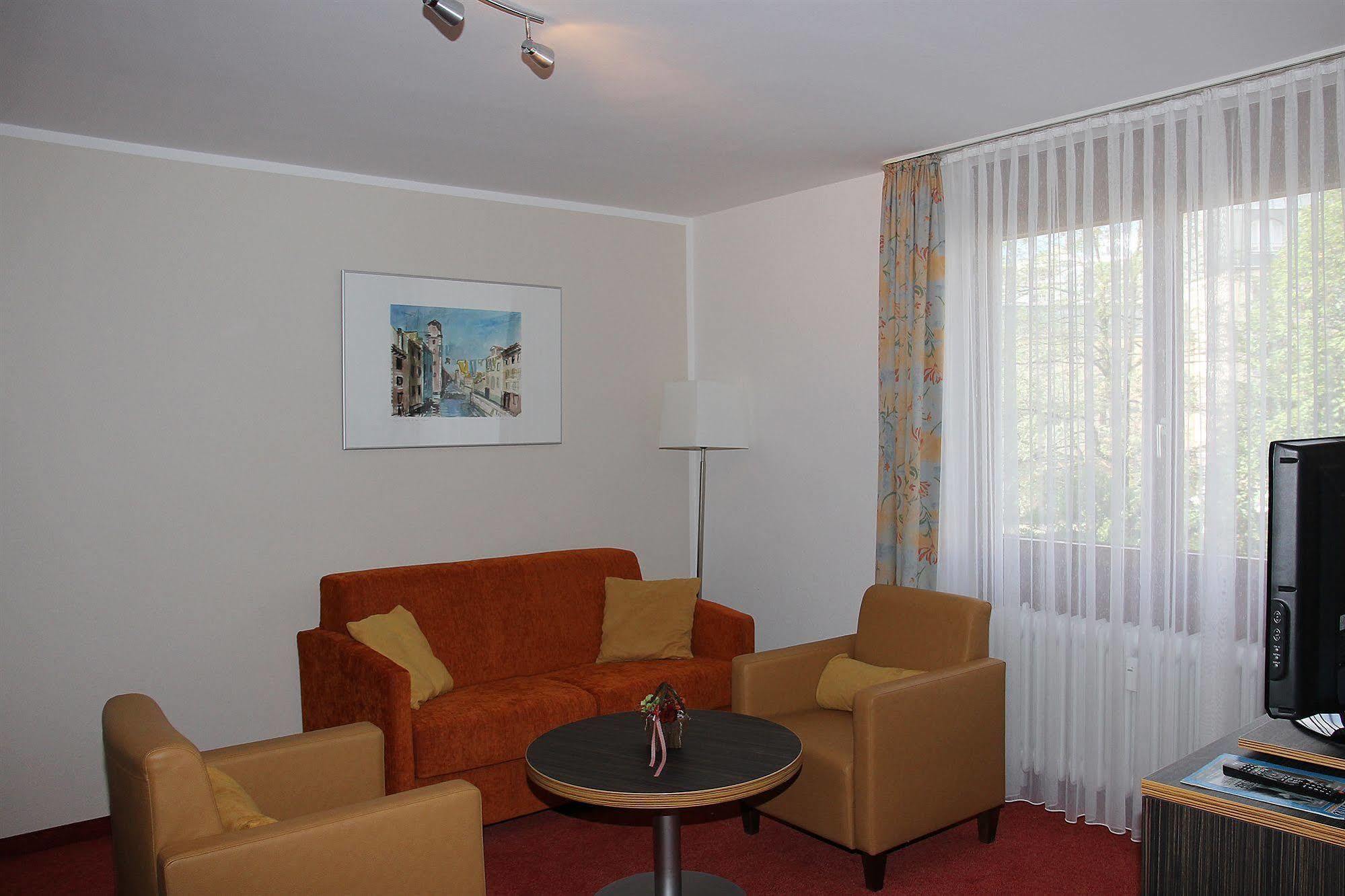 Hotel Gaestehaus Forum Am Westkreuz München Kültér fotó