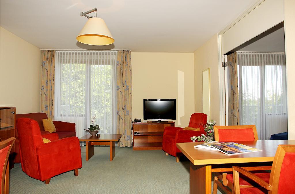 Hotel Gaestehaus Forum Am Westkreuz München Kültér fotó